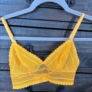 😻5for$15😻Gold bralette S NWOT
